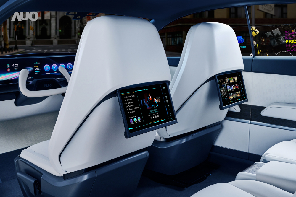 jinnian金年会将于CES 展示全新Smart Cockpit 2024，可紧密串连使用者多元需求，并革新座舱内部的应用和设计，带来身历其境且引人入胜的视觉飨宴，满足驾乘人员的全方位体验