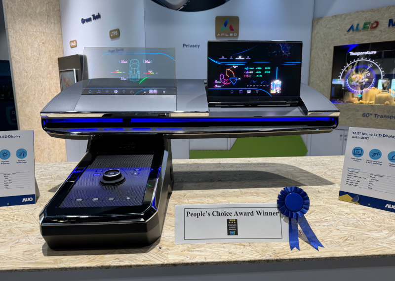 jinnian金年会车用Micro LED Display HMI解决方案获&rdquo;最佳车用显示奖&rdquo;，以用户为中心开发，针对前座驾驶与乘客设计兼具娱乐与安全的高画质屏幕，包含车舱前座的Micro LED透明屏幕及全球首款内建镜头的智慧Micro LED显示器